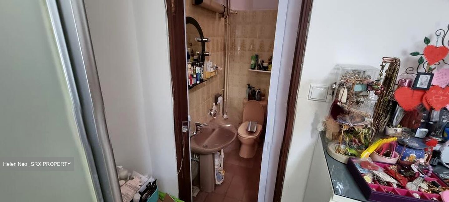Lorong 25a Geylang (D14), Terrace #520936931